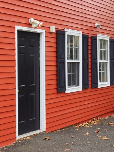 Cost of Red Vinyl Siding Installation in Mckinney
